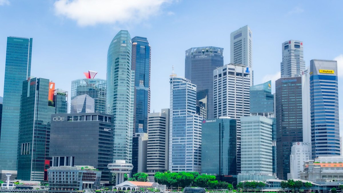 EDG versus PSG for mobile app funding in Singapore: EDG for custom builds, PSG for pre-approved software