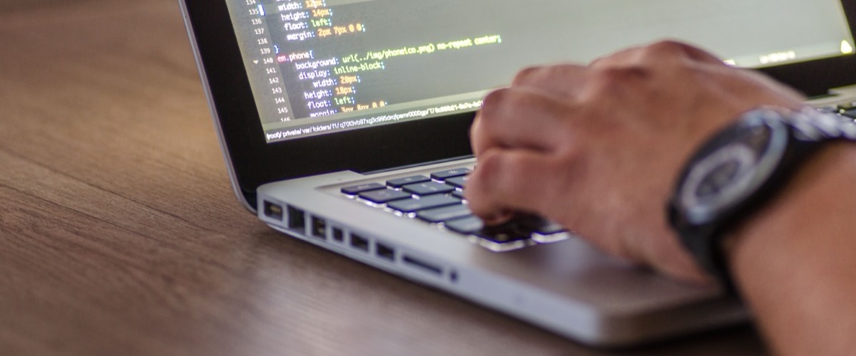 Flutter, React Native or native? Choosing a 2026 app stack